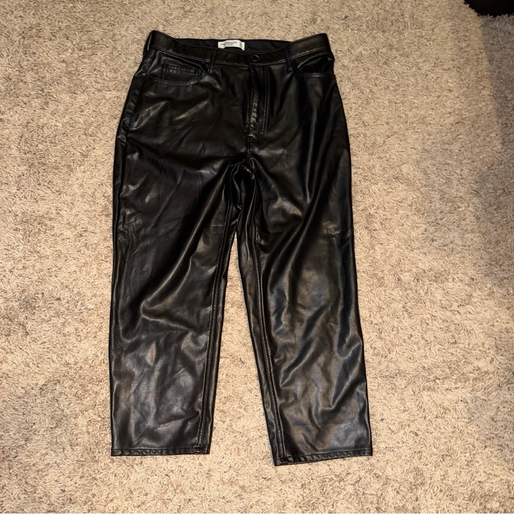 Abercrombie and fitch black faux leather pants size 14 petite stretchy
